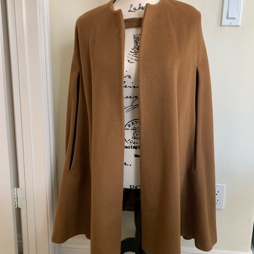 Women’s ZARA brown pancho coat.
